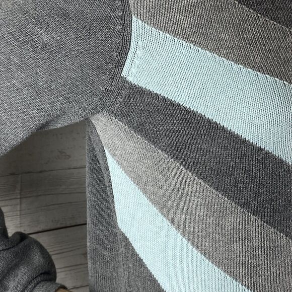 Liz Claiborne SweaterGray Blue Chevron Striped Cotton Blend - Picture 5 of 12